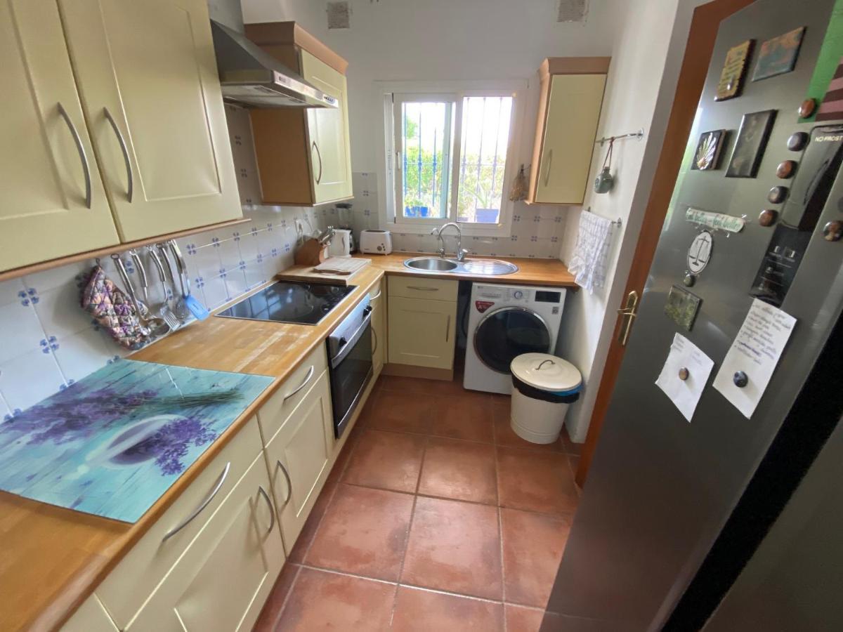 Charming 1 Bedroom Suite With Shared Kitchen Next To Puerto Banus มาร์เบยา ภายนอก รูปภาพ